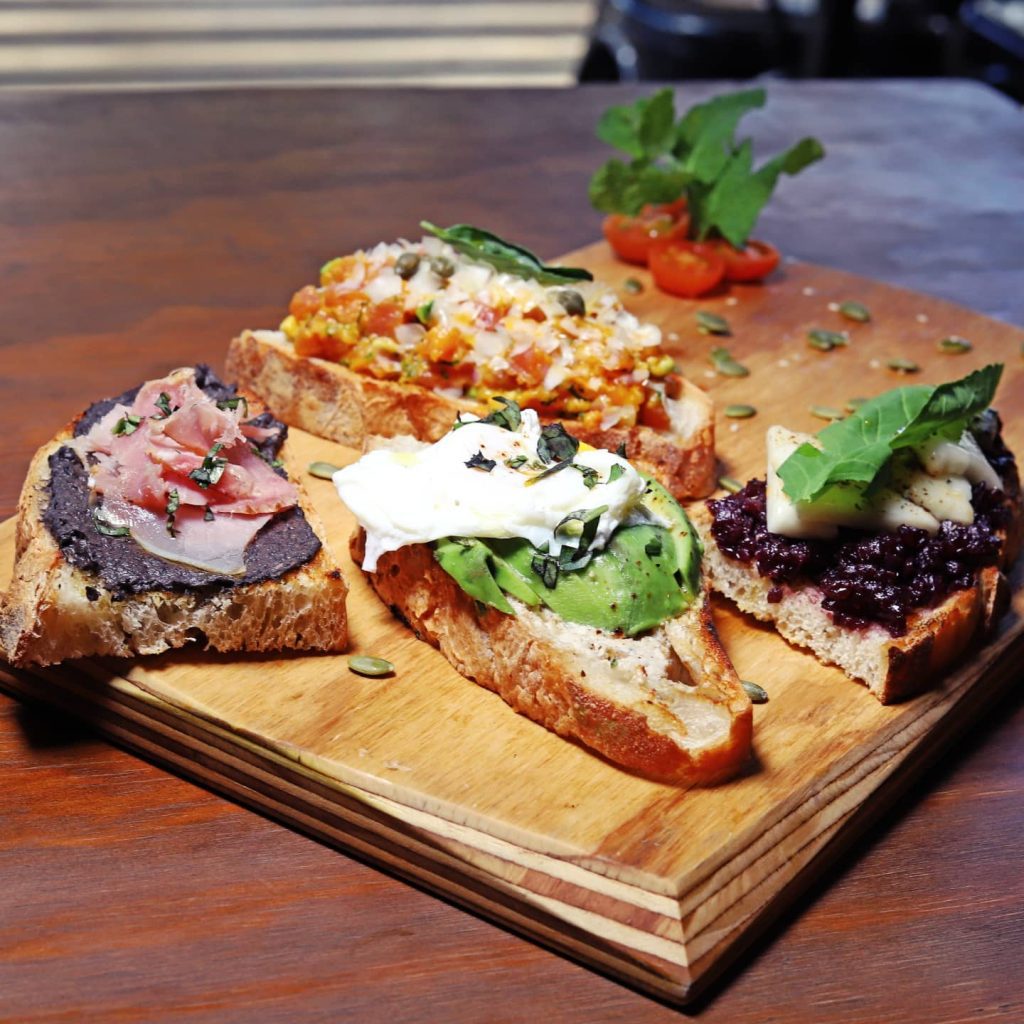 El gusto de comer rico como en casa